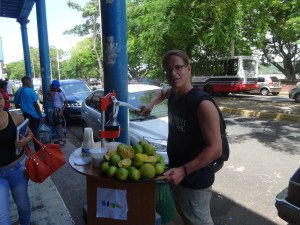 für alle, die schon immer gesagt haben, frisch gepresster orangensaft schmeckt am besten. jaja, beruhigt euch, ihr habt doch recht!