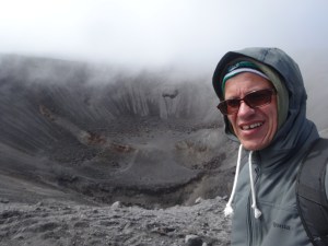 krater des puracé. es wird leider nicht ganz klar, wie scheiße windg es ist!