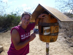 postkasten seit 1790, in der hoffnung auf vorbeikommende heimreisende