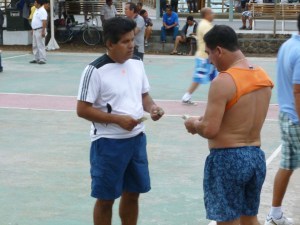 der Gewinn wird hier zwischen zwei Spielern aufgeteilt!