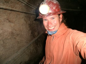 Minero Tomás, fett unter Tage! Das Grinsen ist natürlich nicht echt!