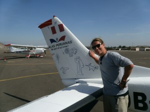 Und hier noch mal die wichtigsten Scharrbilder  auf der Schwanzflosse der Cessna.